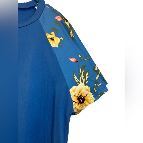 SHEIN Curve Blue Short Sleeve Blouse with Floral Sleeves Size 1XL NWOT ☀️ - Picture 6 of 14
